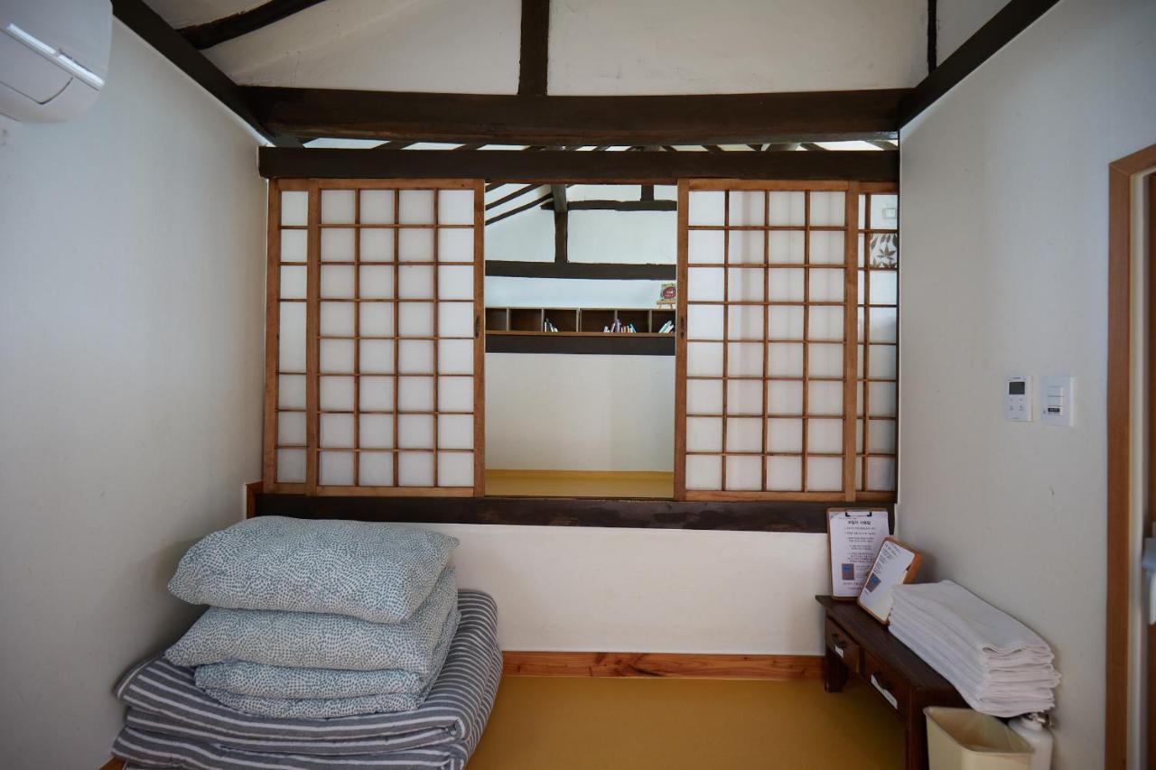 Gongju Bonghwangjae Hanok Guesthouse מראה חיצוני תמונה